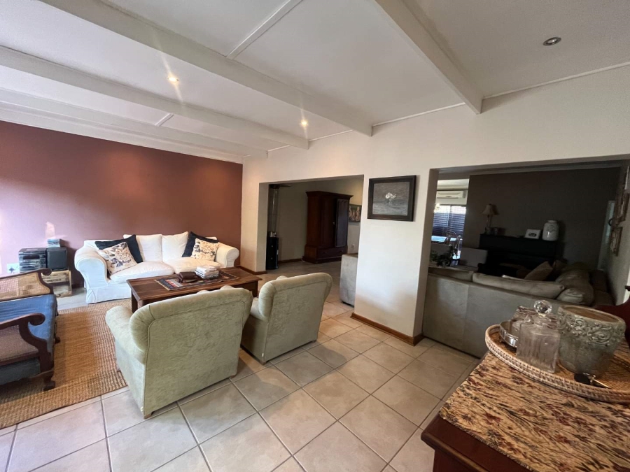 4 Bedroom Property for Sale in Middelpos Northern Cape